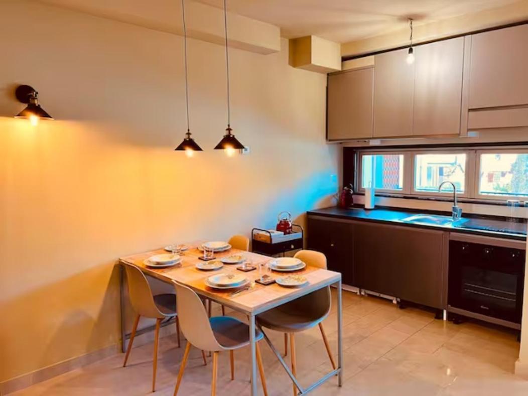 Lido Galeazzi Giant Pool Apartment Sirmione Ngoại thất bức ảnh