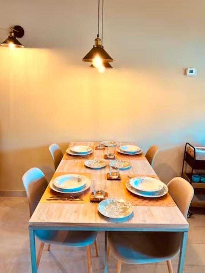 Lido Galeazzi Giant Pool Apartment Sirmione Ngoại thất bức ảnh