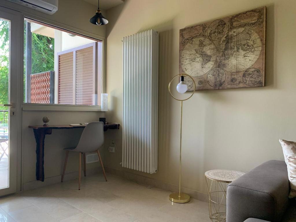 Lido Galeazzi Giant Pool Apartment Sirmione Ngoại thất bức ảnh