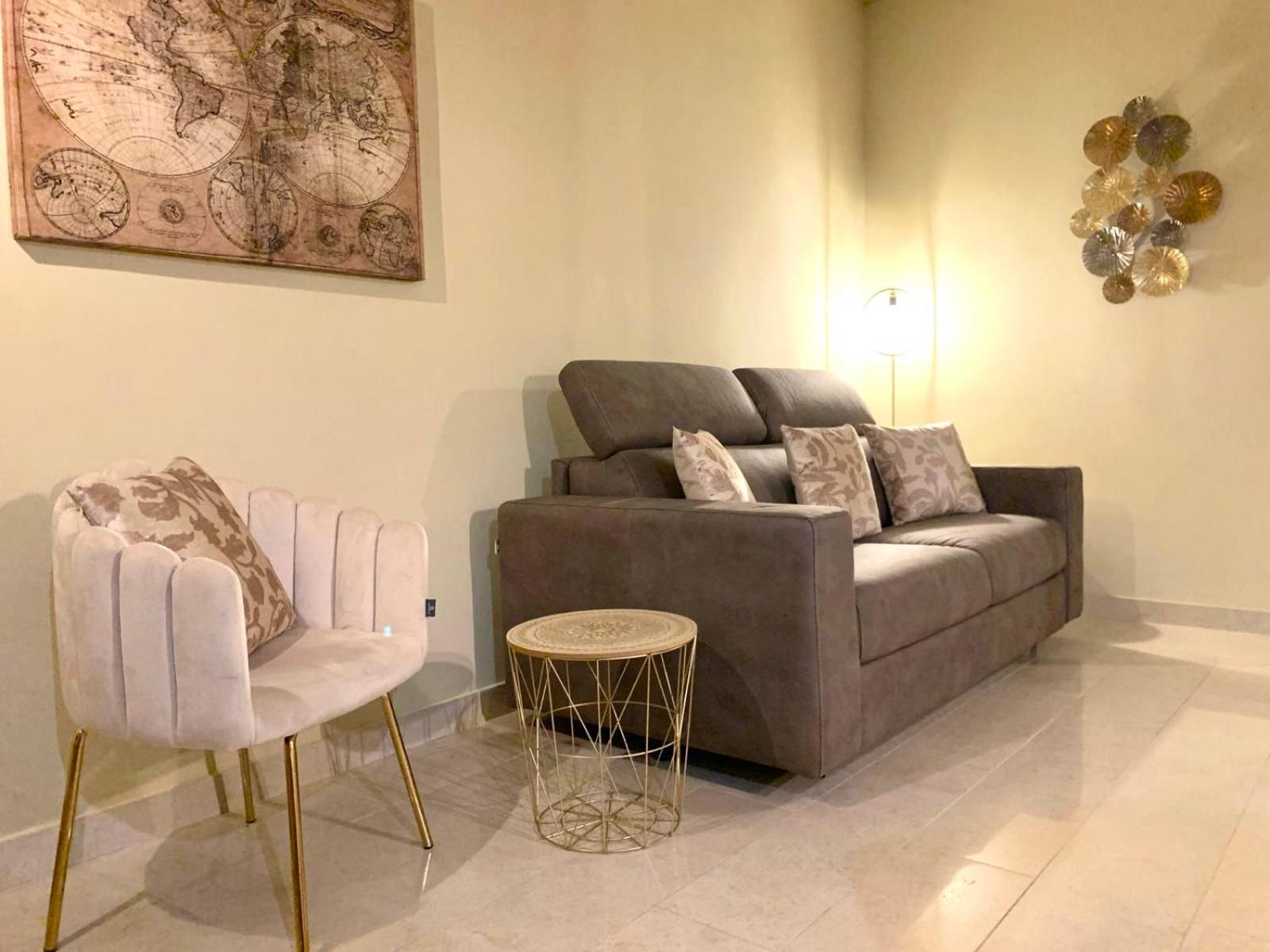 Lido Galeazzi Giant Pool Apartment Sirmione Ngoại thất bức ảnh